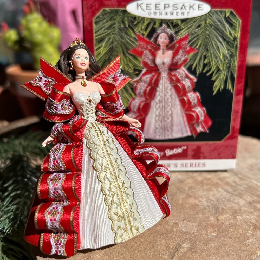 Hallmark Barbie Holiday #5 Keepsake Ornament New in Box